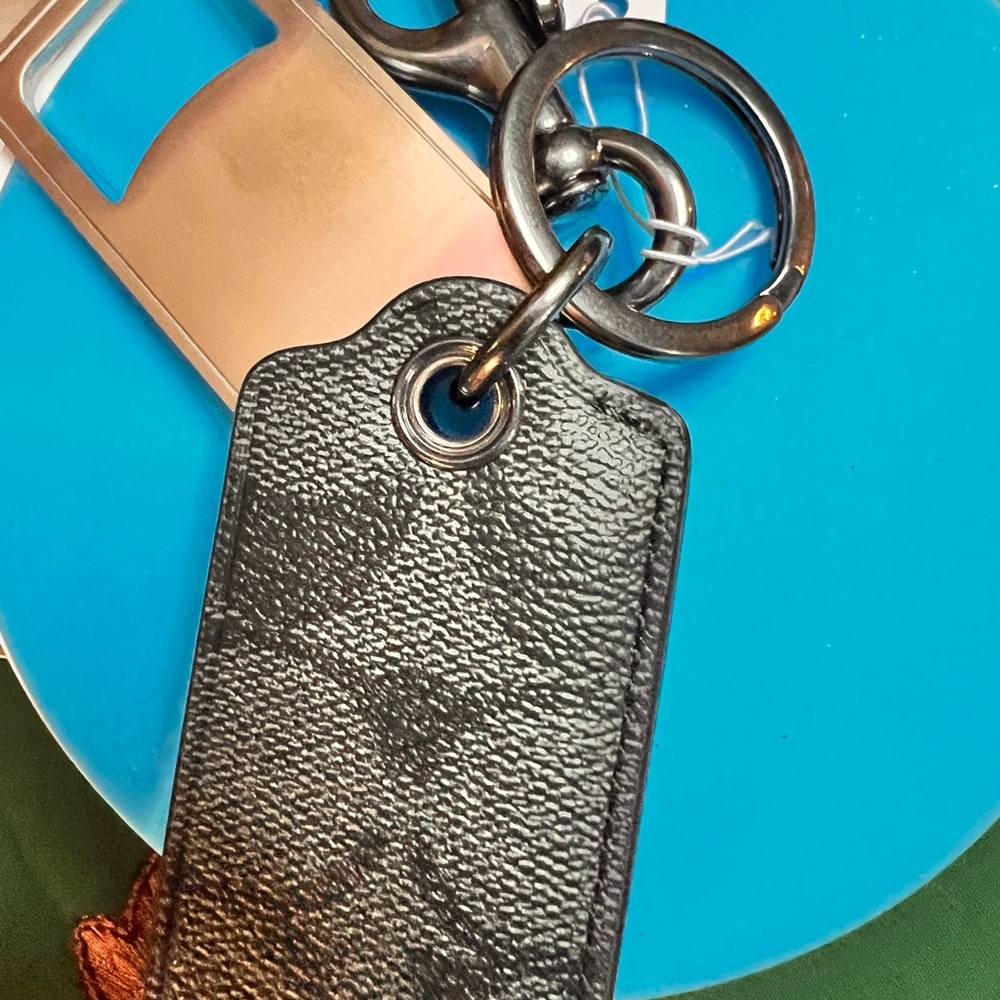Coach Black Leather Key & Card Holder with Metal Bottle Opener. NWT - Picture 2 of 3